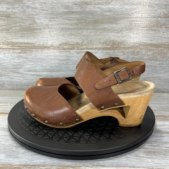 Dansko Women's Thea Brown Leather Studded Slingback Sandals Size EU 37 US 6.5 - Picture 1 of 12